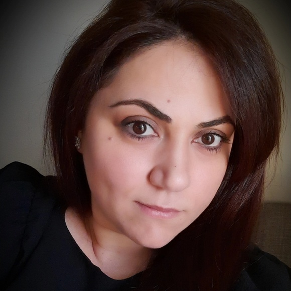 Meet your Posher, Layal - Picture 1 of 1